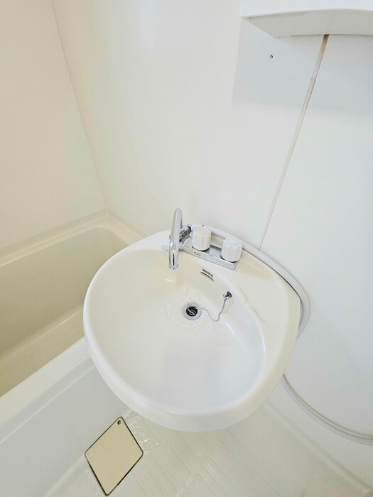 物件内観写真11　(洗面)