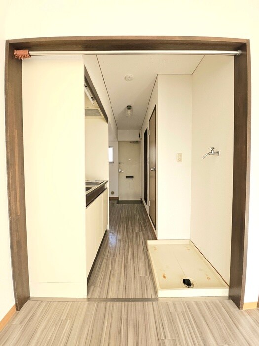 物件内観写真19　(廊下)