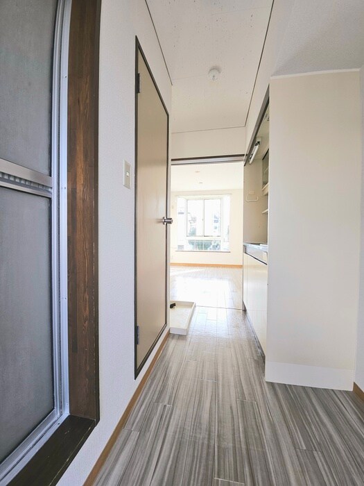 物件内観写真20　(廊下)