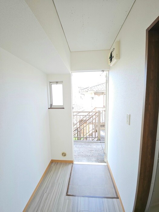 物件内観写真21　(玄関)