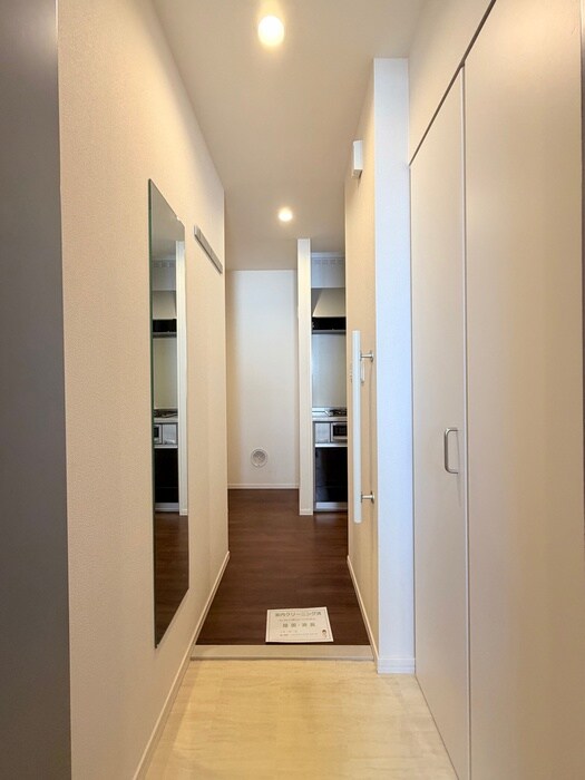 物件内観写真17　(廊下)