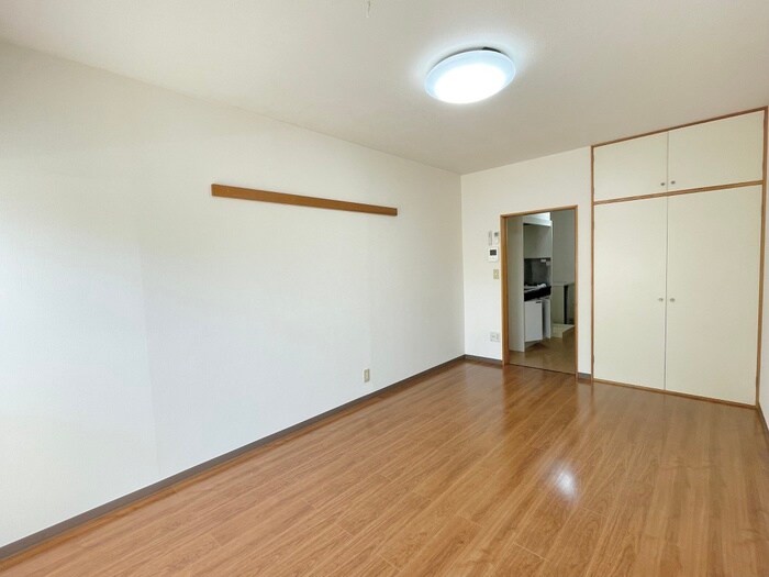 物件内観写真19　(居室)