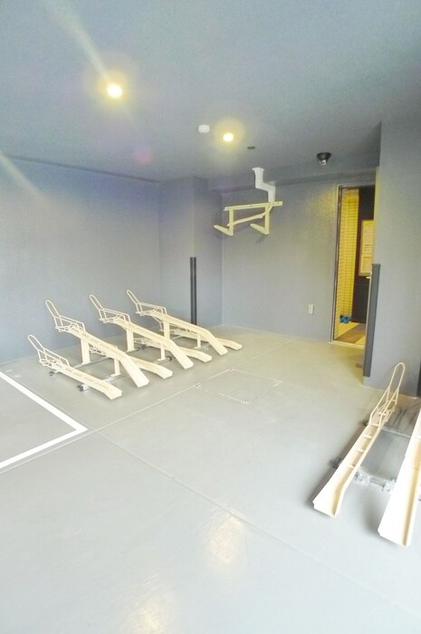 物件外観写真6　(駐輪場)