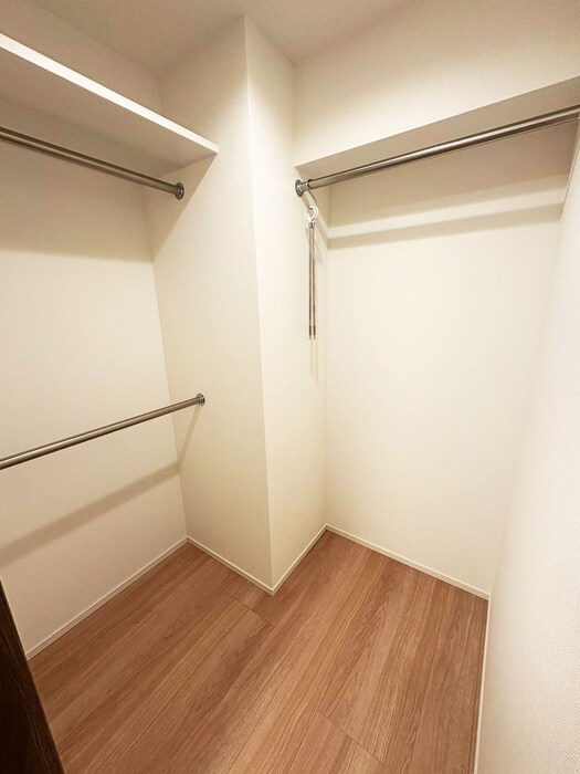 物件内観写真11　(収納)