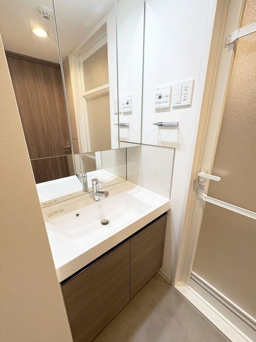 物件内観写真15　(洗面)