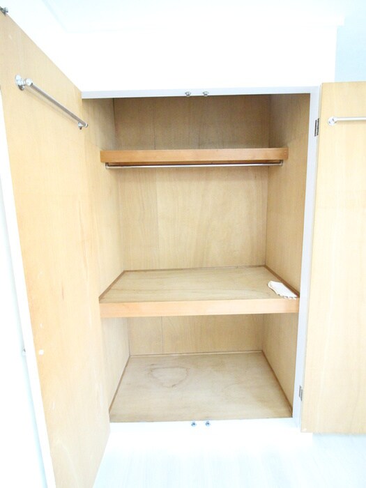 物件内観写真15　(収納)