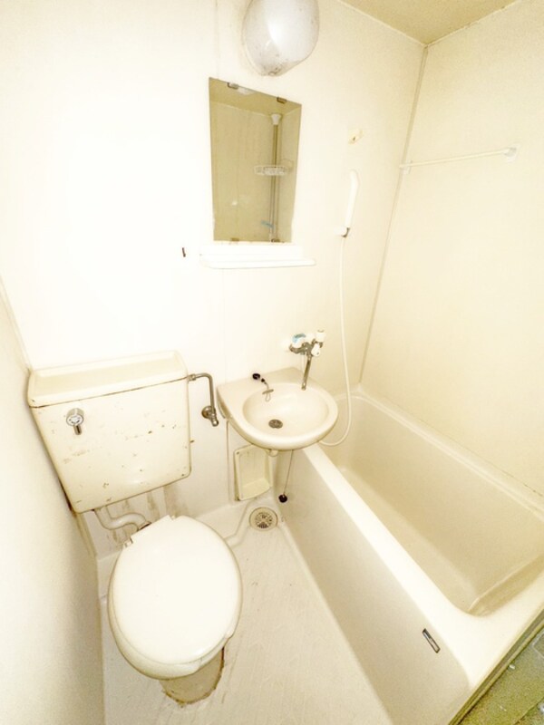 バス／シャワールーム等