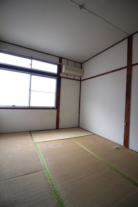 物件内観写真9　(居室)