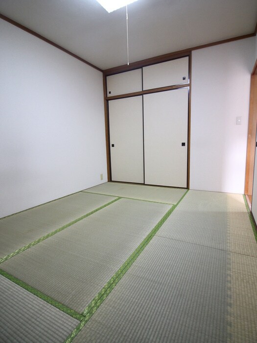 物件内観写真9　(居室)