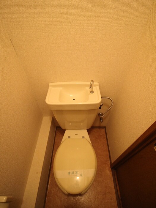 物件内観写真15　(トイレ)