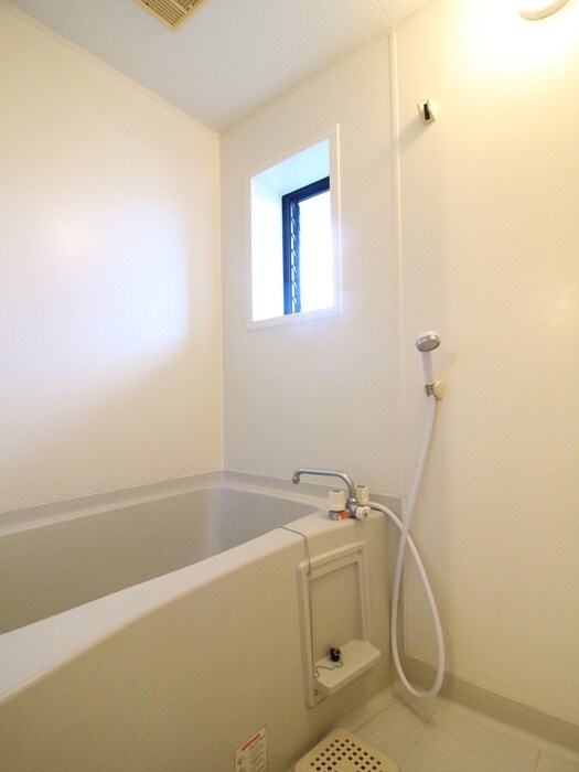 グラ－ス新里のバス