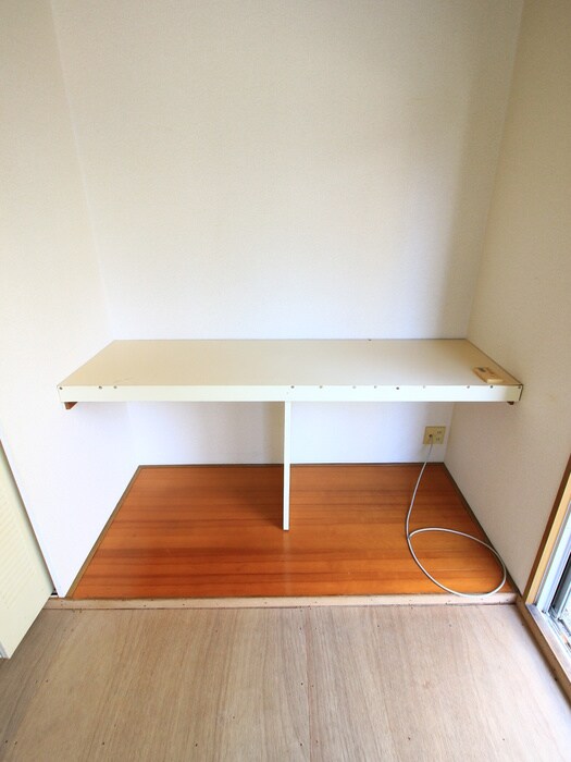 物件内観写真16　(収納)