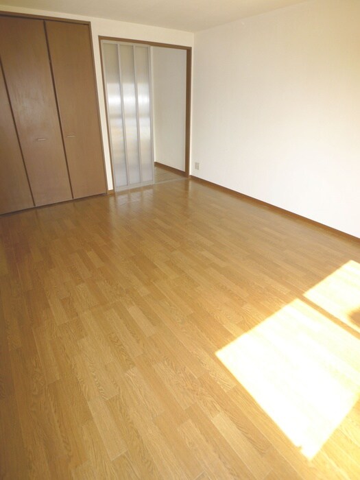 物件内観写真10　(内観写真)