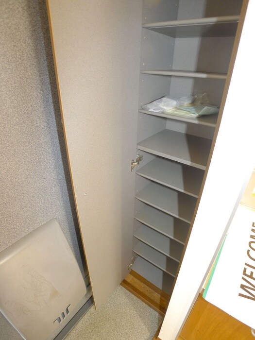 物件内観写真20　(靴箱)