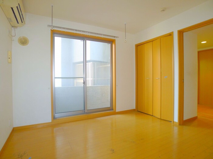 物件内観写真9　(ベランダ・バルコニー)