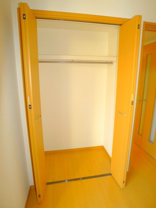 物件内観写真12　(収納)