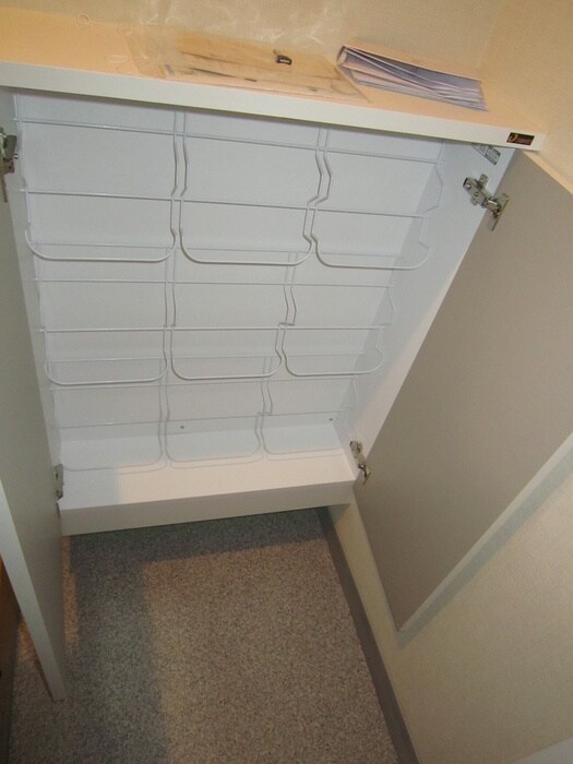 物件内観写真10　(靴箱)