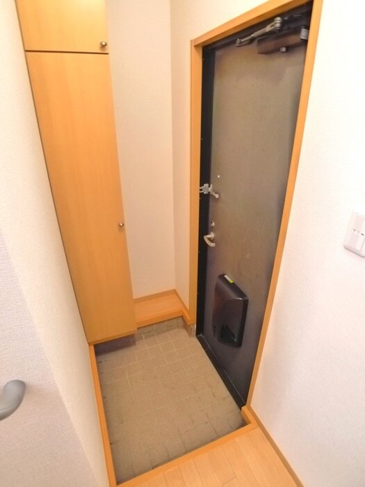 物件内観写真15　(玄関)