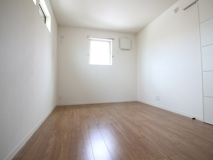 物件内観写真12　(居室)