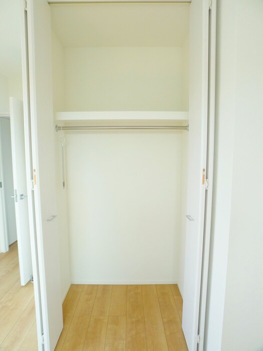 物件内観写真12　(収納)
