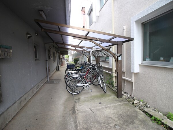 駐輪場