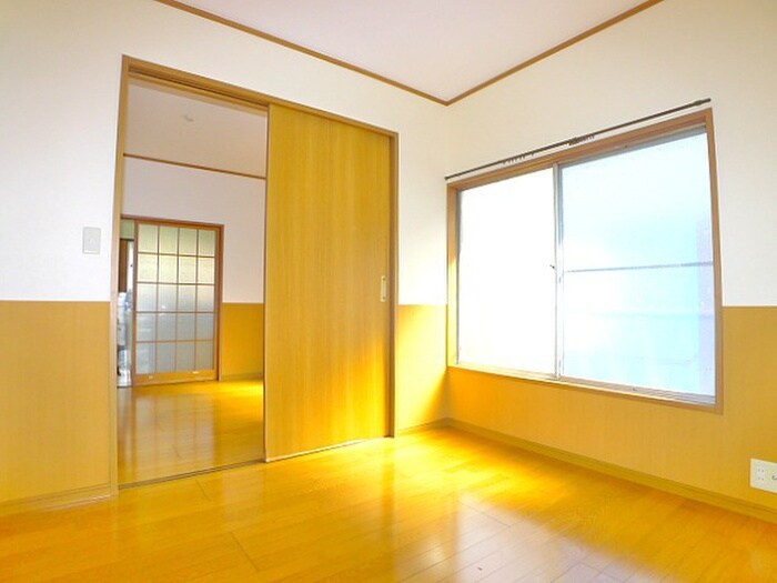 物件内観写真12　(居室)