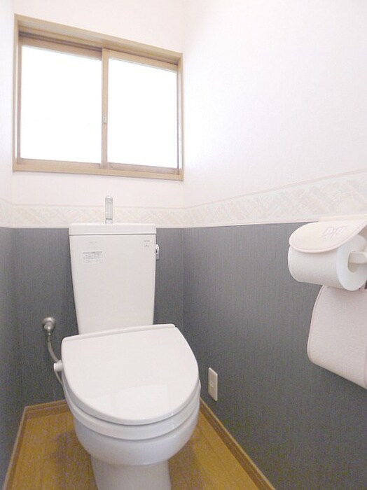 物件内観写真15　(トイレ)