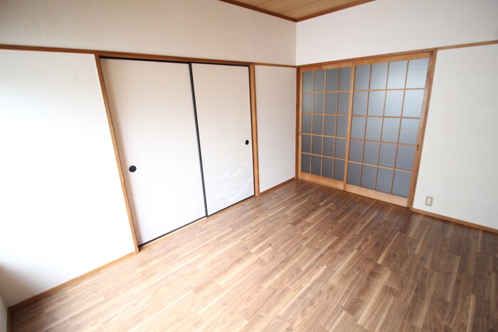 物件内観写真9　(居室)