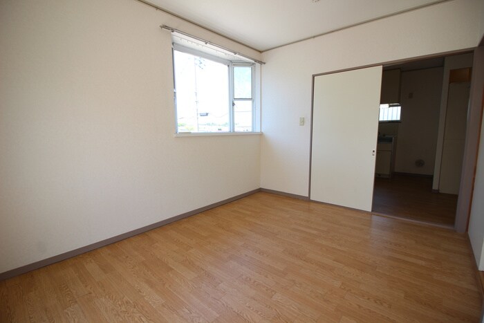 物件内観写真14　(居室)