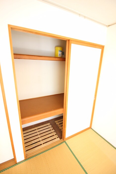 物件内観写真15　(収納)