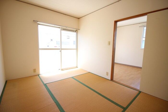 物件内観写真19　(居室)