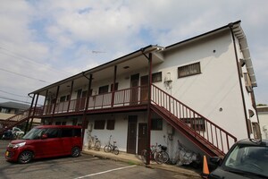 杉本アパ－ト外観写真
