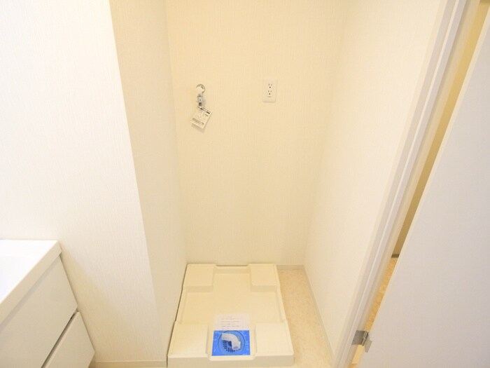 物件内観写真19　(洗濯機置場)