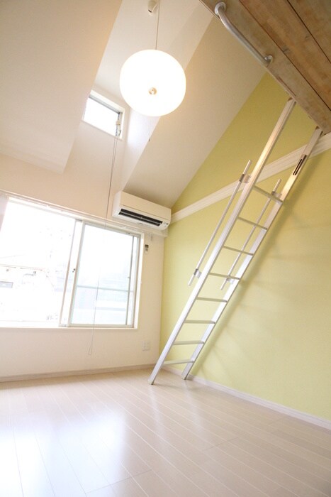 物件内観写真8　(居室)