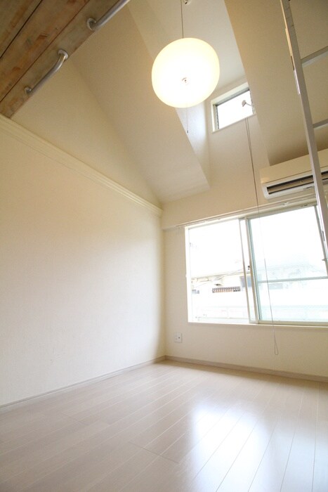 物件内観写真21　(居室)