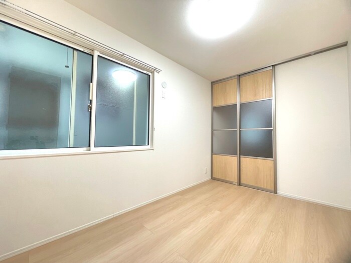 物件内観写真9　(居室)