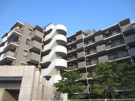 ｺｽﾓ浮間舟渡ﾌﾟﾚｻ-ｼﾞｭ(408)外観写真