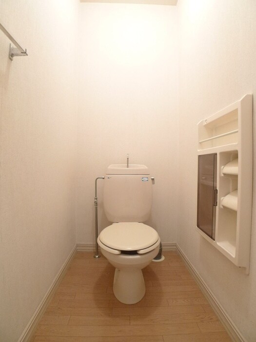 物件内観写真17　(トイレ)