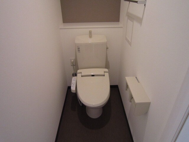 物件内観写真12　(トイレ)