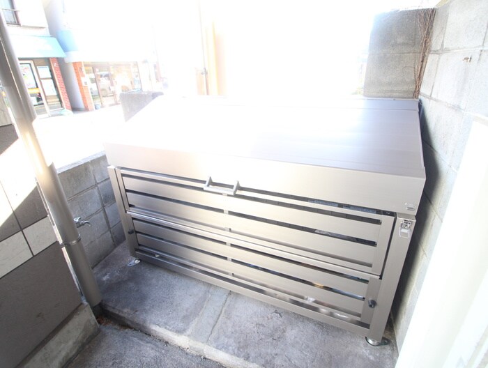 物件外観写真4　(建物設備)