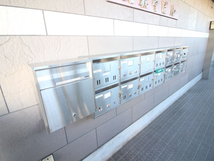 物件外観写真6　(建物設備)