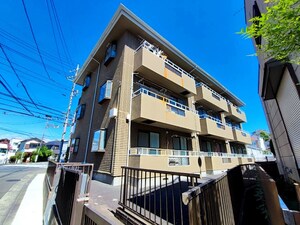 ジュネス中山外観写真
