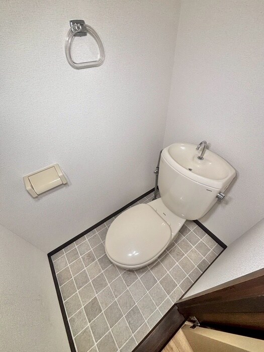 物件内観写真10　(トイレ)