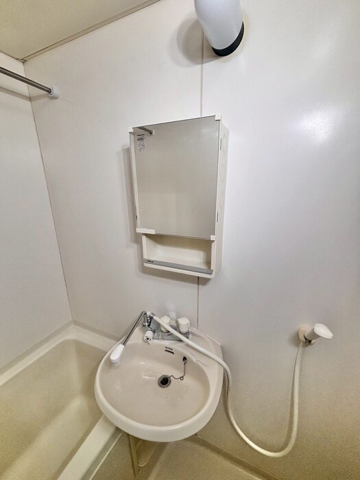 物件内観写真11　(洗面)