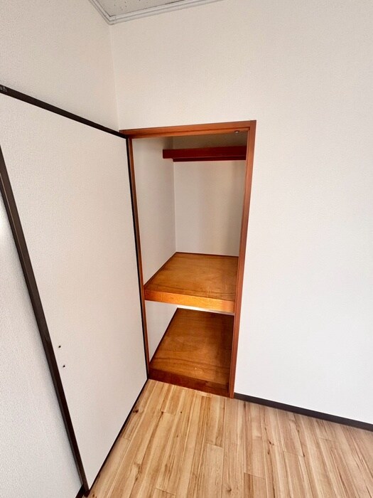物件内観写真13　(収納)