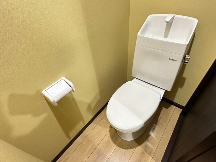 物件内観写真12　(トイレ)