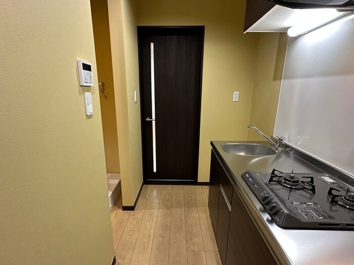 物件内観写真19　(廊下)