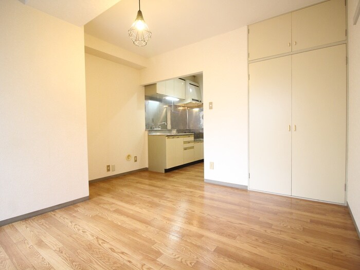 物件内観写真7　(居室)