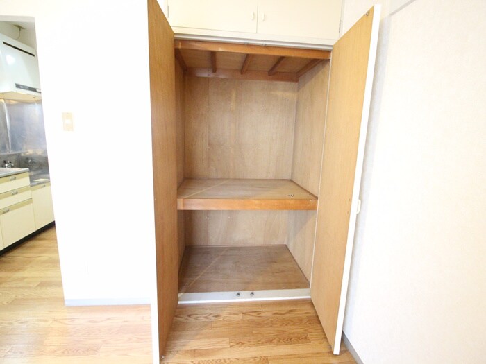 物件内観写真14　(収納)