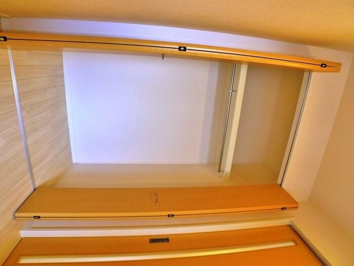 物件内観写真18　(収納)